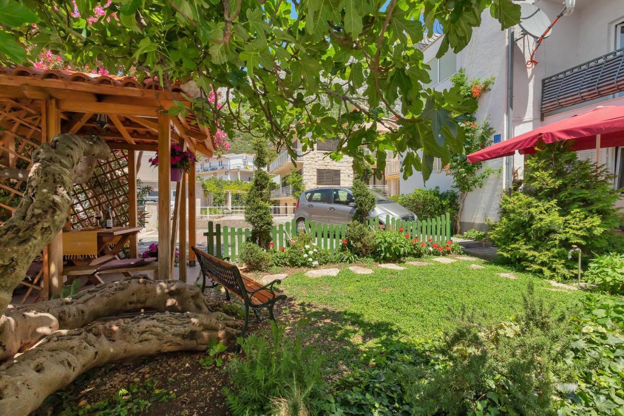 Apartmani Luna Baska Voda Exterior photo