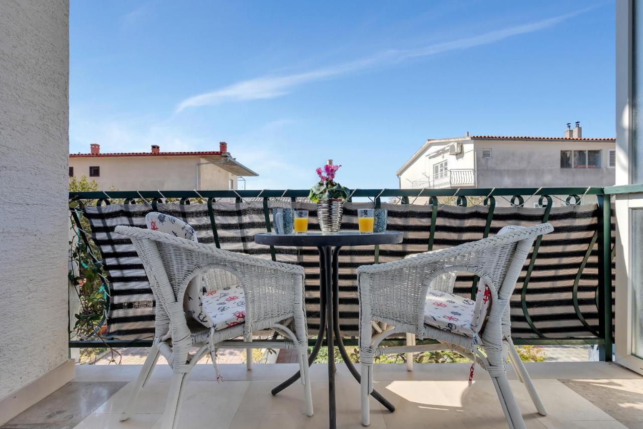 Apartmani Luna Baska Voda Exterior photo